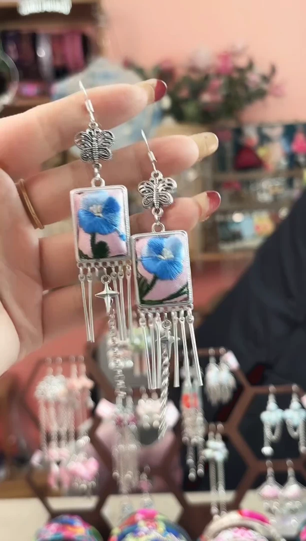 艺枝独绣手工饰品191