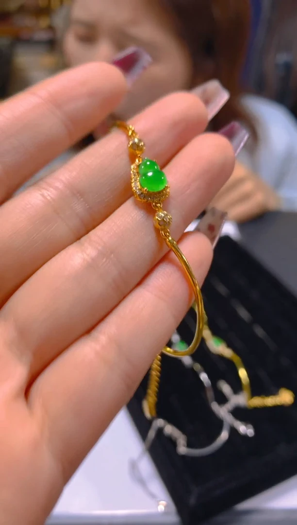 未镶嵌戒指翡翠多样性发一