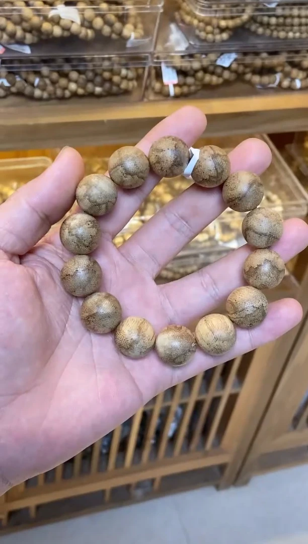 沉香手串斯里兰卡圆珠单圈1.7多样性发其一