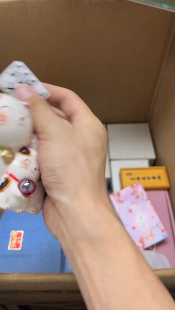 瓷片M****?+905Marid .