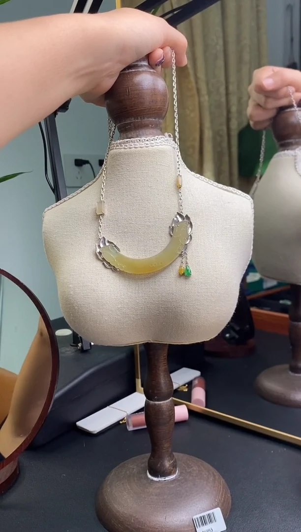 颈饰银S925镶嵌翡翠净货13974