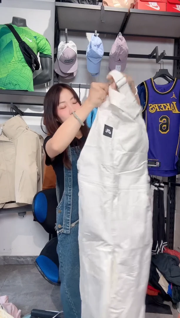 1636  编码 瑕疵款直播间过款为准 尺码