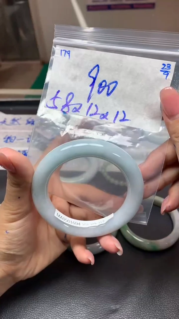 未镶嵌定制翡翠179翡翠毛货需精细抛光手镯多样性拍一发一
