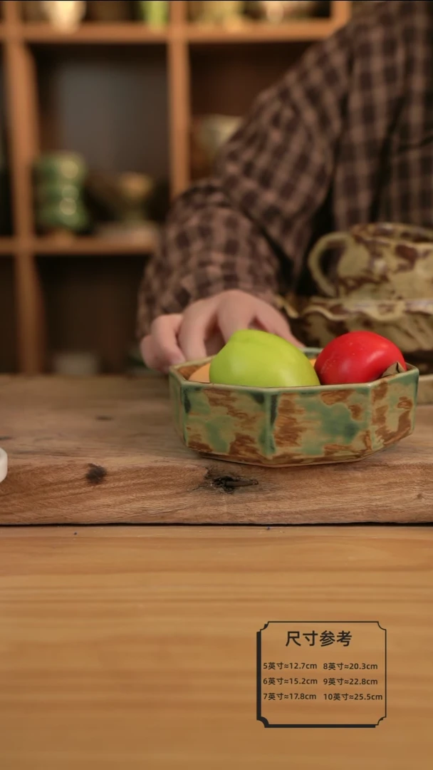 新品黄绿色的8边盒子