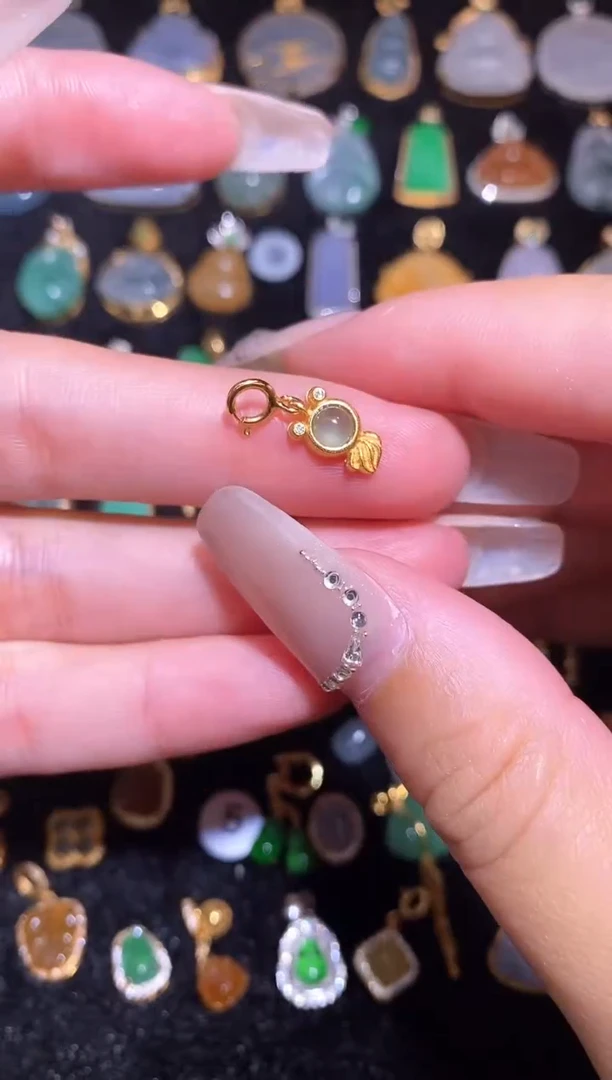 颈饰银S925镶嵌翡翠天然a货翡翠