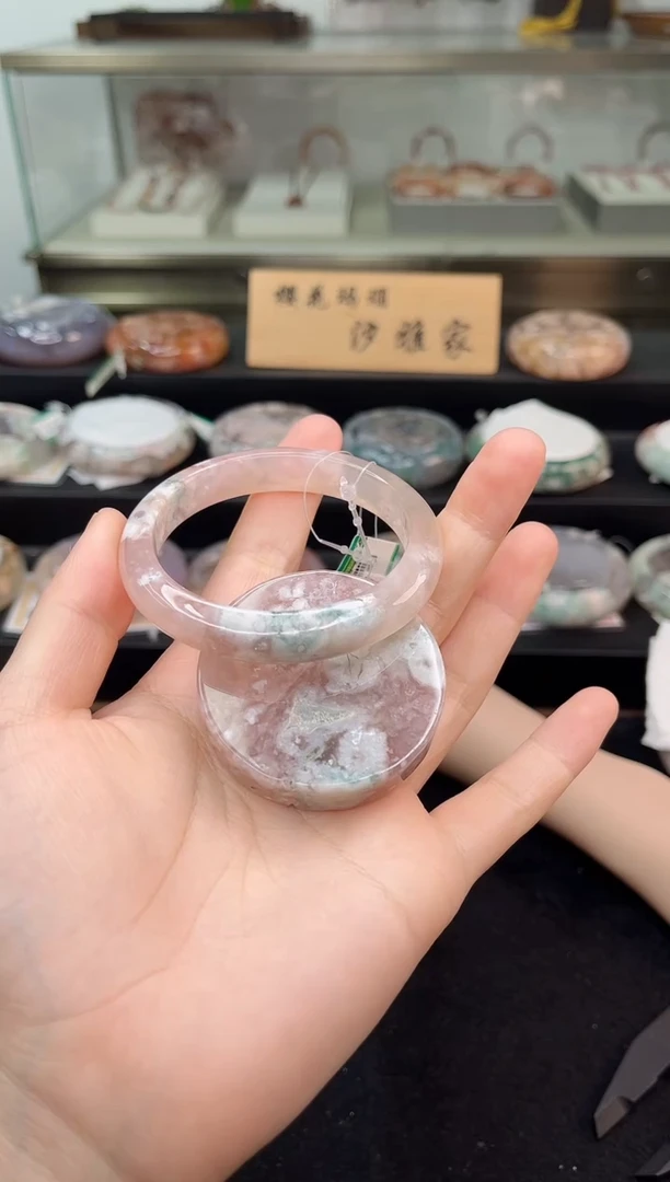 未镶嵌手镯石英质玉55圈口（赠品镯心）6887057
