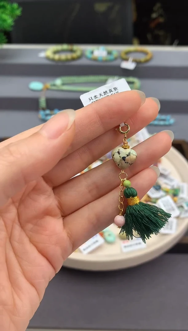 未镶嵌挂件南红玛瑙E102