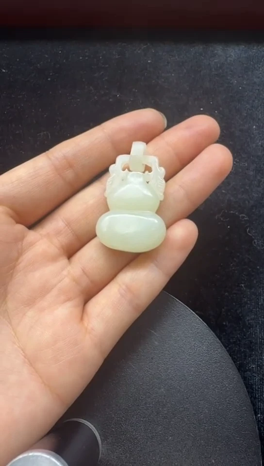 和田玉未镶嵌吊坠(不含链)345葫芦