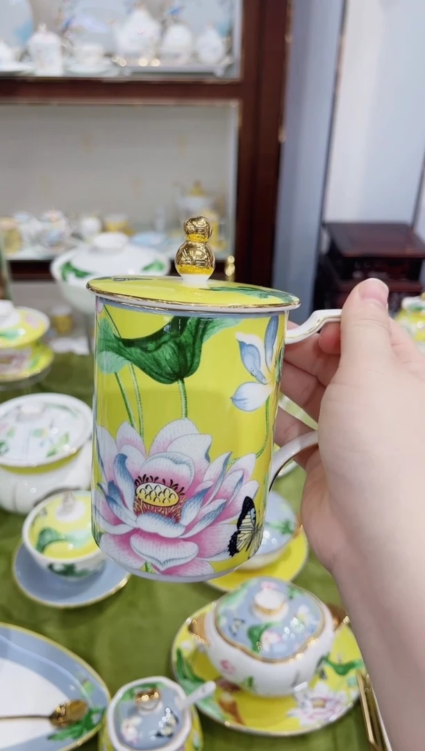 36%以上骨粉骨瓷盖杯