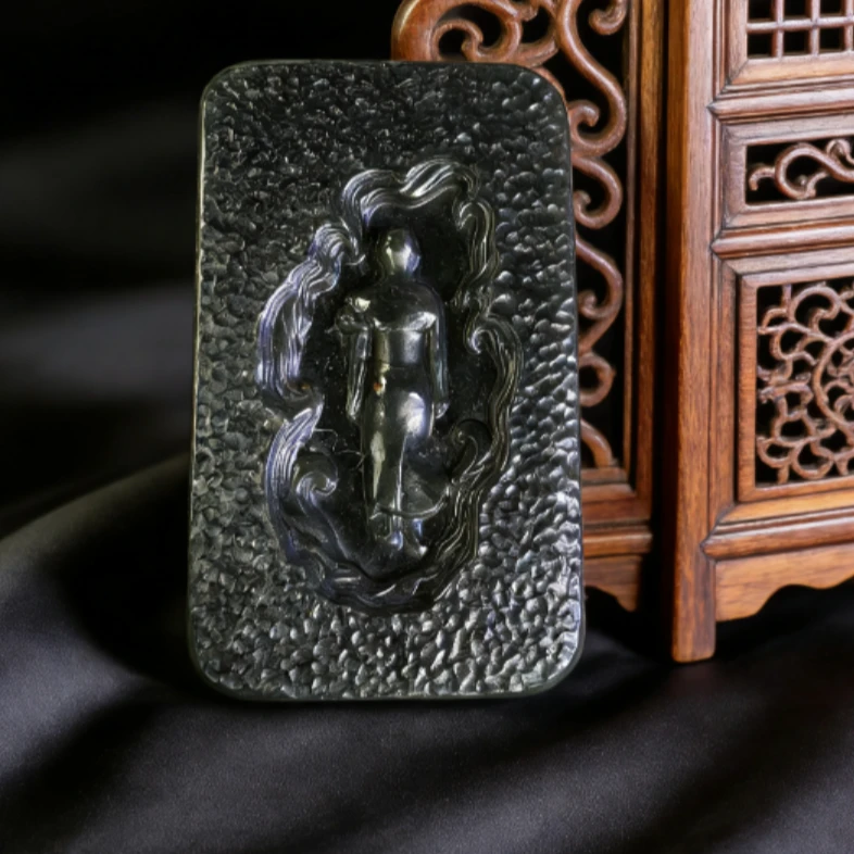 和田玉黑青无相佛