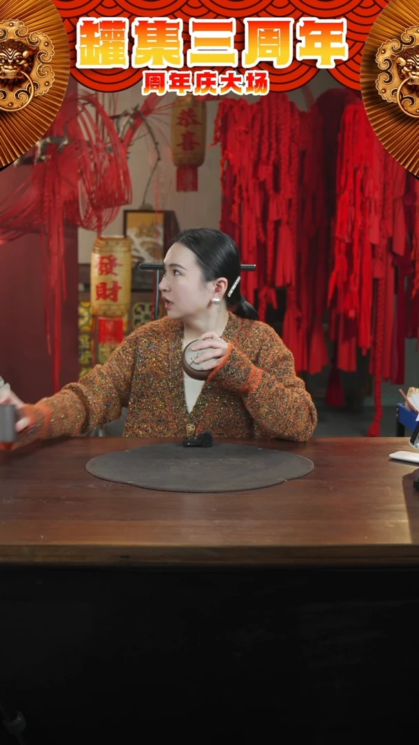 【闪购商品】紫砂茶叶罐小罐黑金砂描金刻祥云莲花