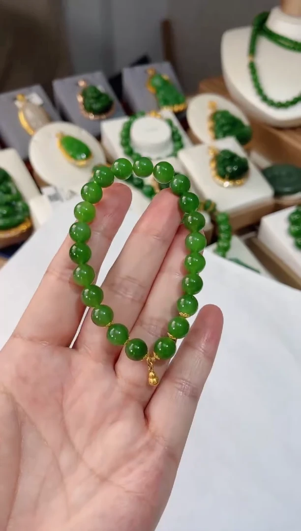 18K金镶嵌手串和田玉8mm