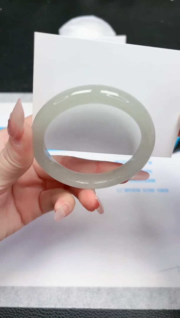 【闪购商品】石英质玉手镯未镶嵌777-56.2