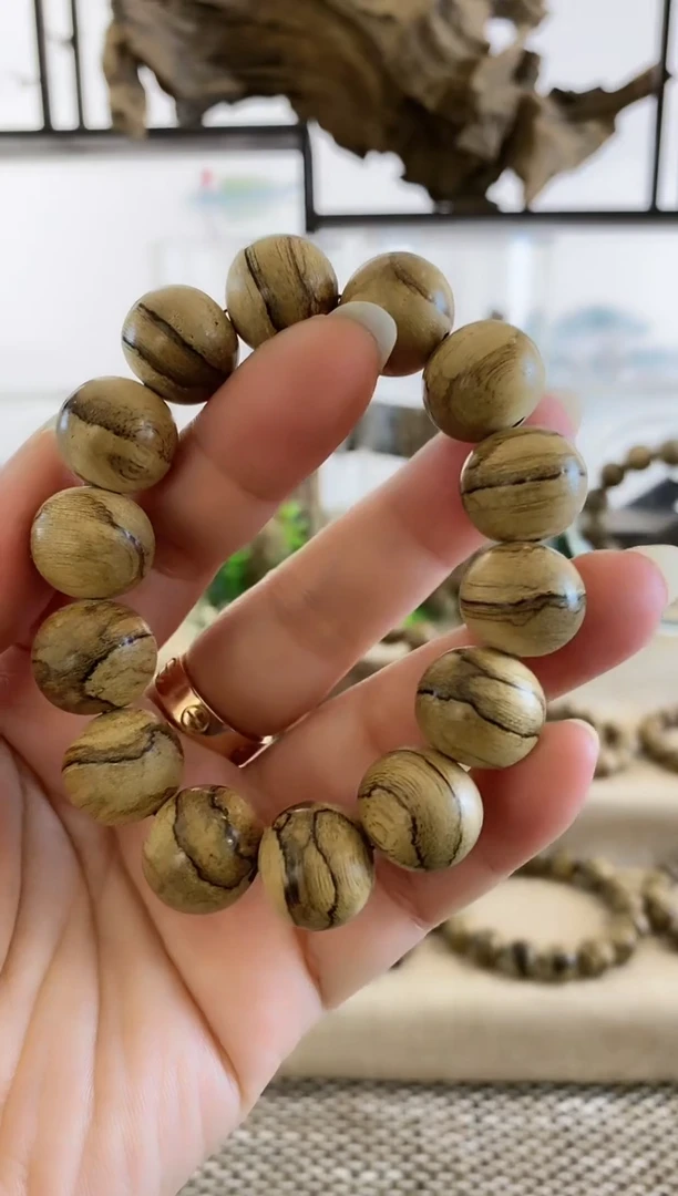 【闪购商品】沉香手串正区马泥涝陈年手工珠16MM单圈
