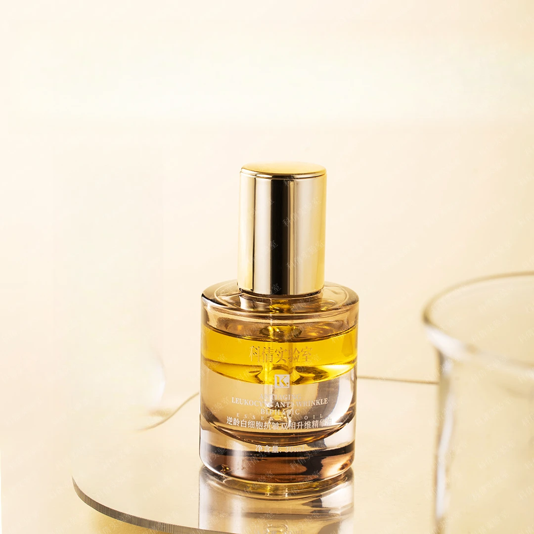 【细胞升维油】科倩实验室逆龄白细胞抗皱双相升维精华油。
