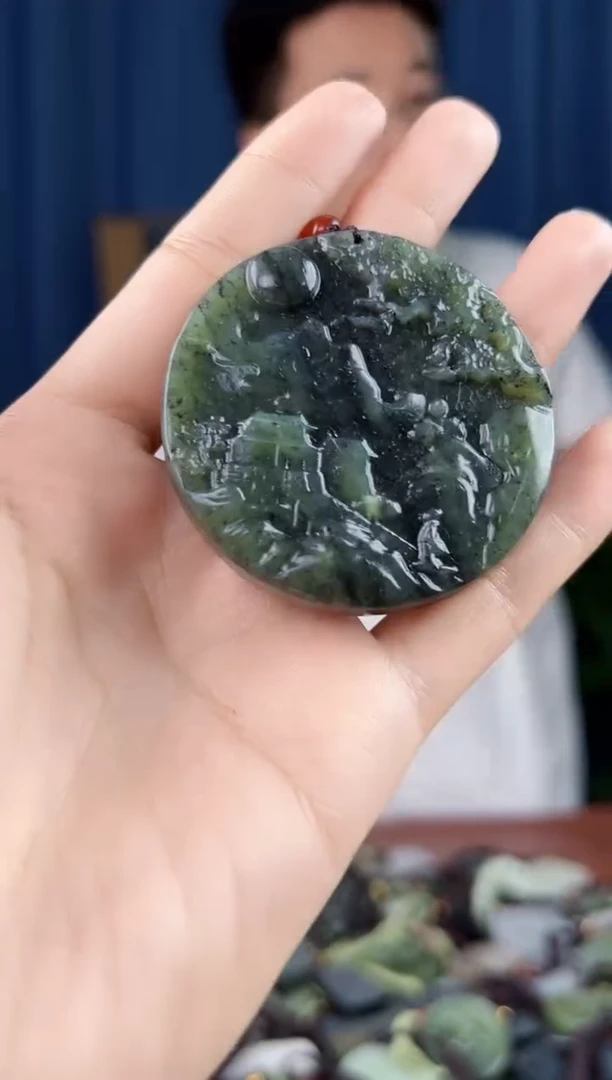 未镶嵌和田玉挂件拍一发一，多样性发货