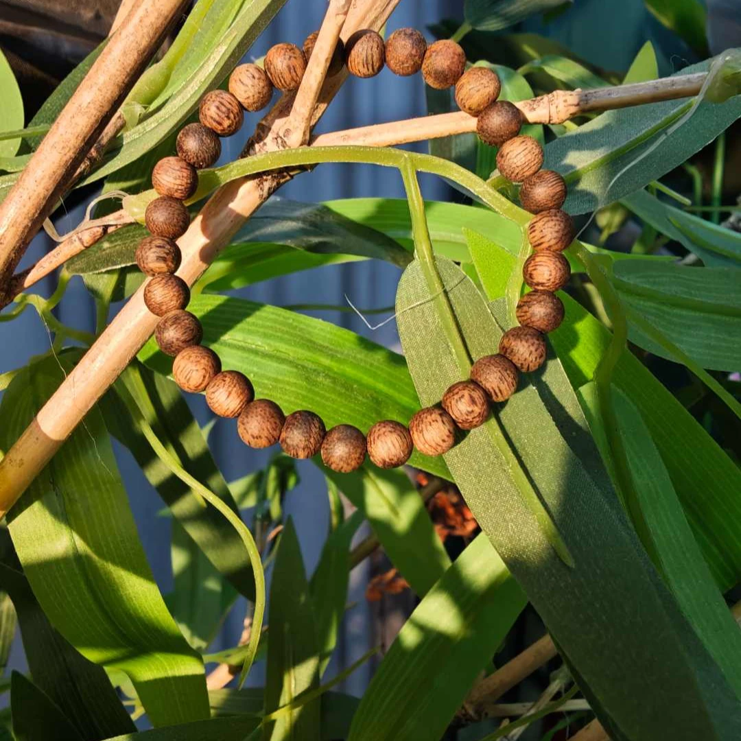 沉香【青霞沉香】海南老白棋0.5圆珠单圈 多样性发一条