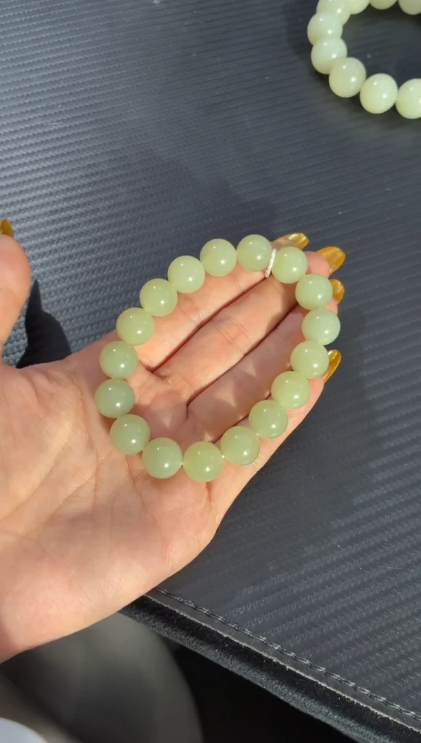 未镶嵌手链和田玉若羌黄底青白卡12手串微色差