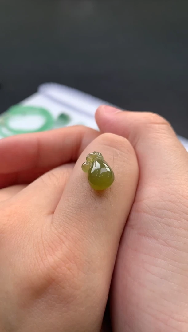 未镶嵌定制翡翠翡翠