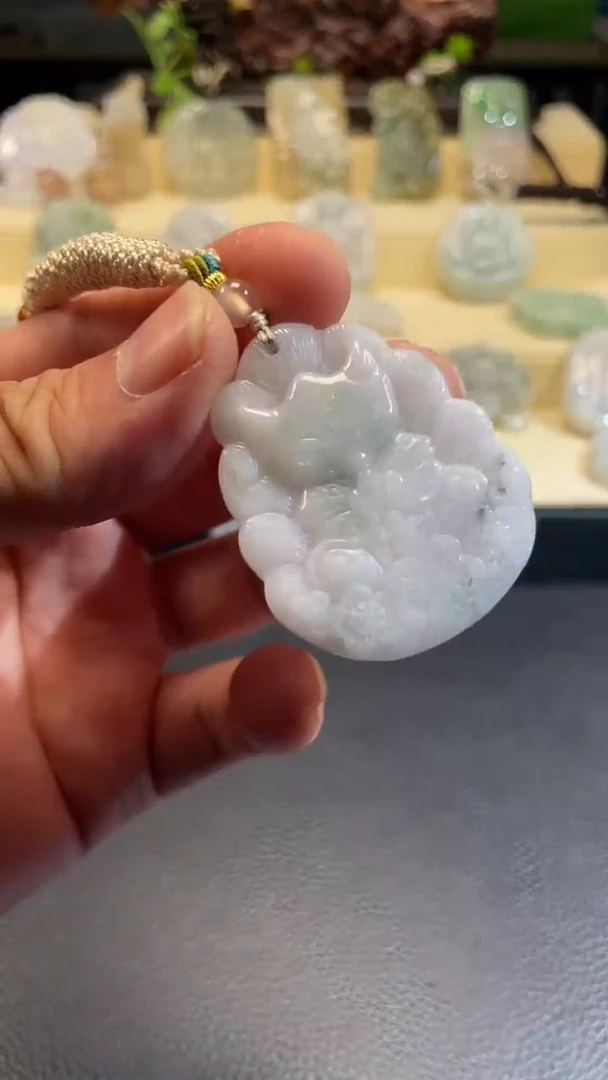 颈饰未镶嵌翡翠8/27/007