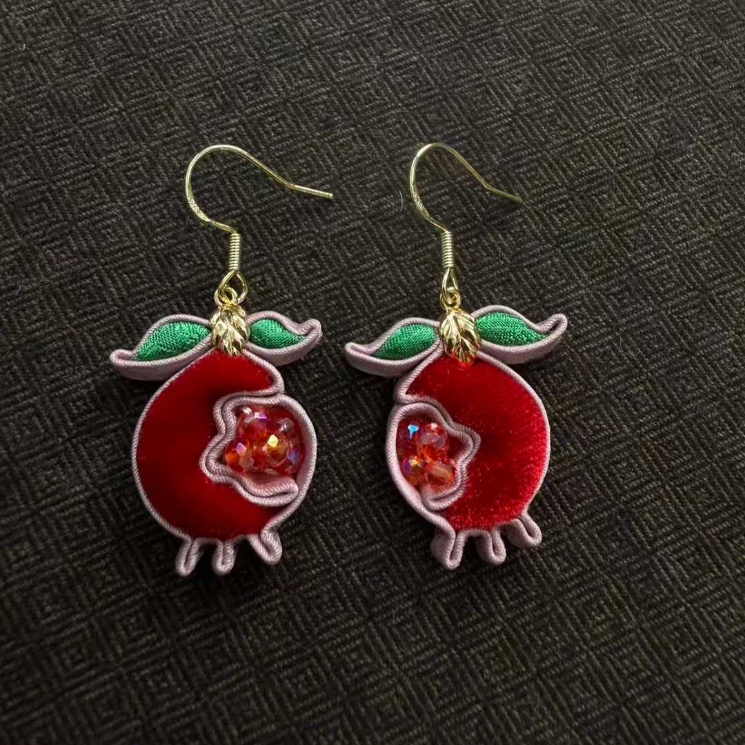 非金属布艺耳饰 【石榴】非遗手工刺绣耳环