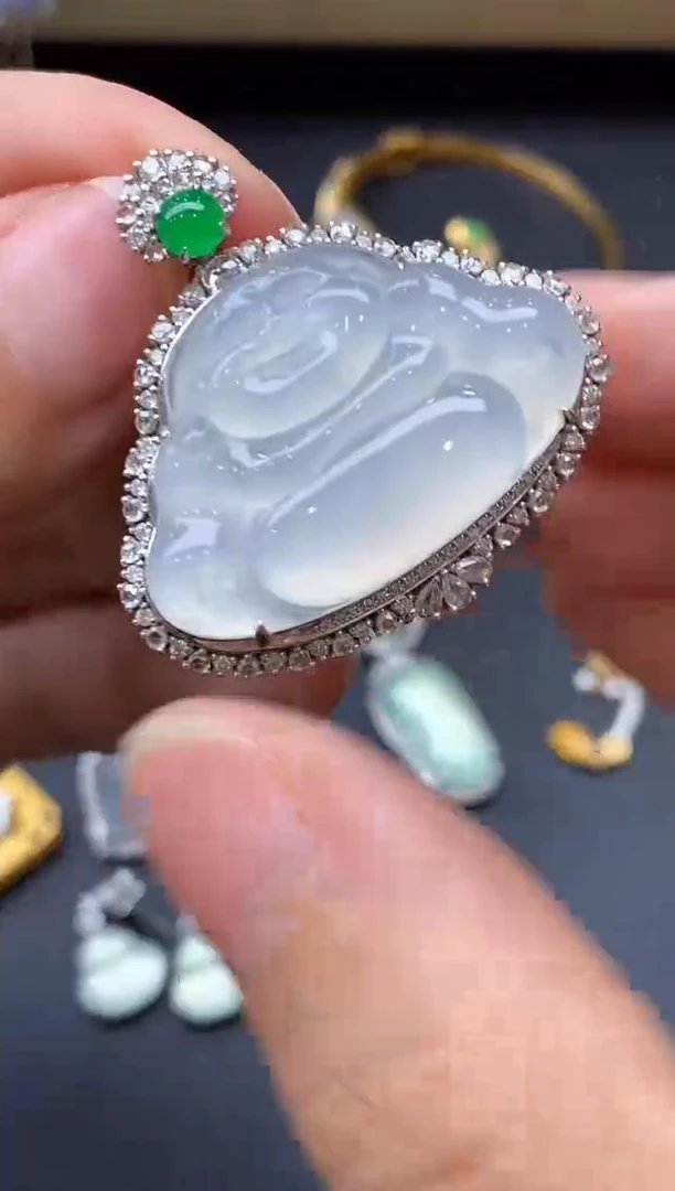 颈饰18K金镶嵌翡翠871-中国好珍宝·