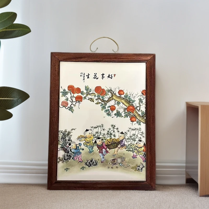 【正品】景德镇瓷板画手工粉彩陶瓷好事花生童子实木边框37x28cm