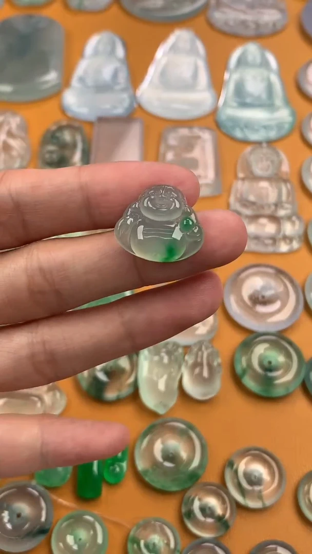 翡翠未镶嵌颈饰17-19.7-5.0