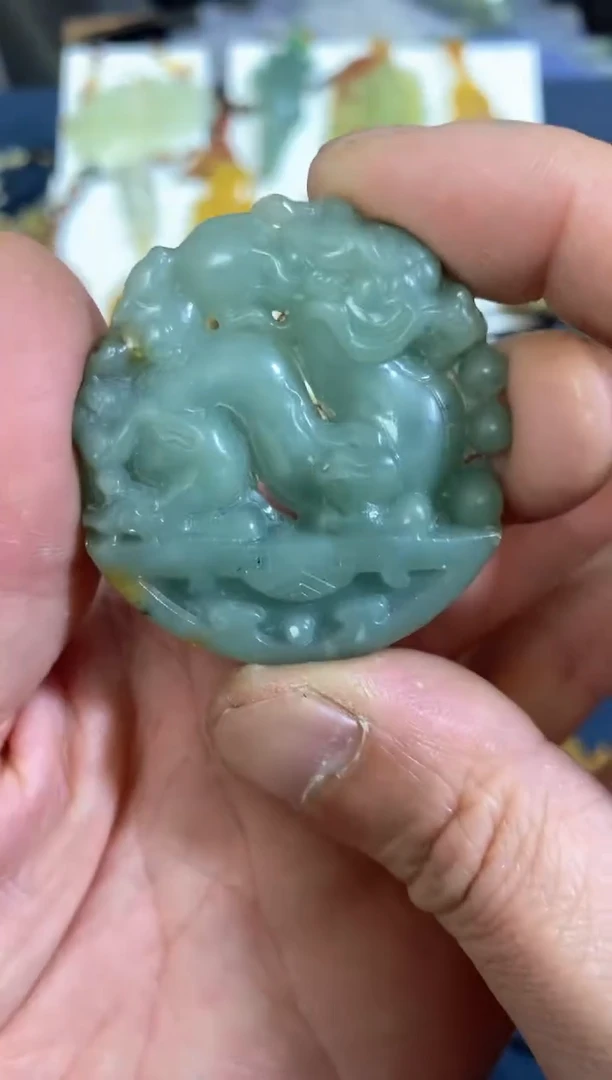 【闪购商品】蛇纹石玉颈饰未镶嵌岫玉