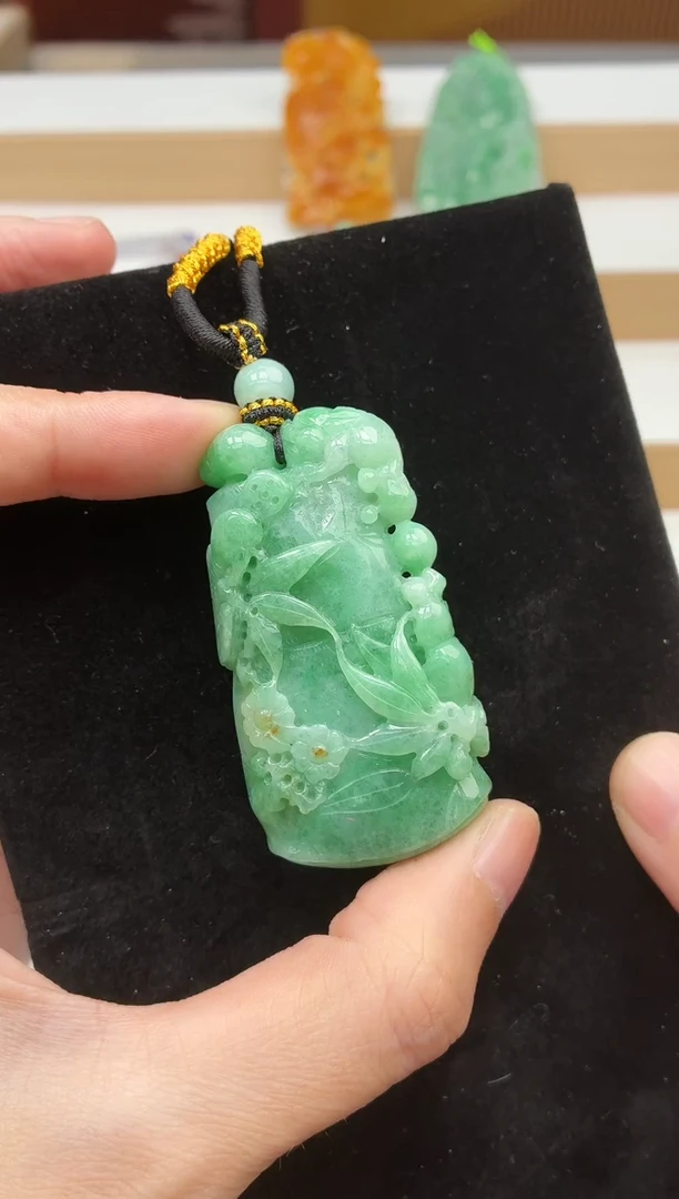 颈饰未镶嵌翡翠竹子