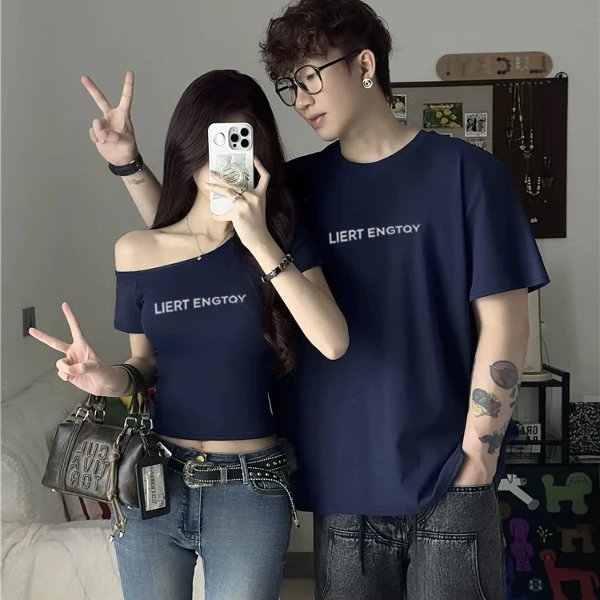 情侣装短袖t恤衫2025新款夏季装斜肩修身潮超火美式休闲一男一女