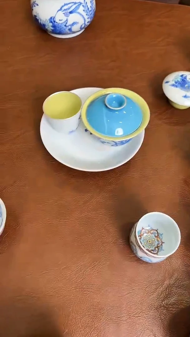 西里茶器天青蓝草莓兔盖碗一套