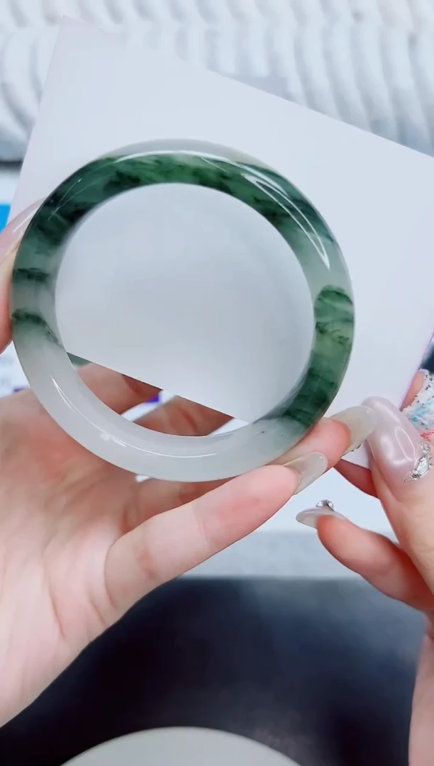 未镶嵌手镯石英质玉116/56.6