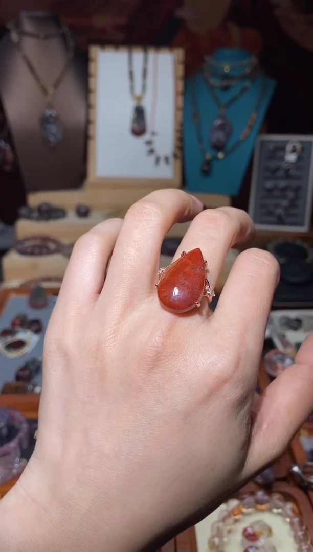 【闪购商品】水晶戒指未镶嵌红极光水滴