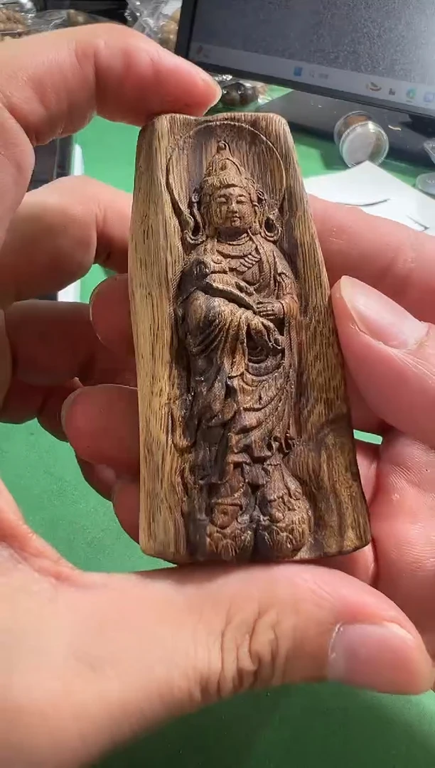 【闪购商品】沉香吊坠79号沉水虫漏25克多样性发一