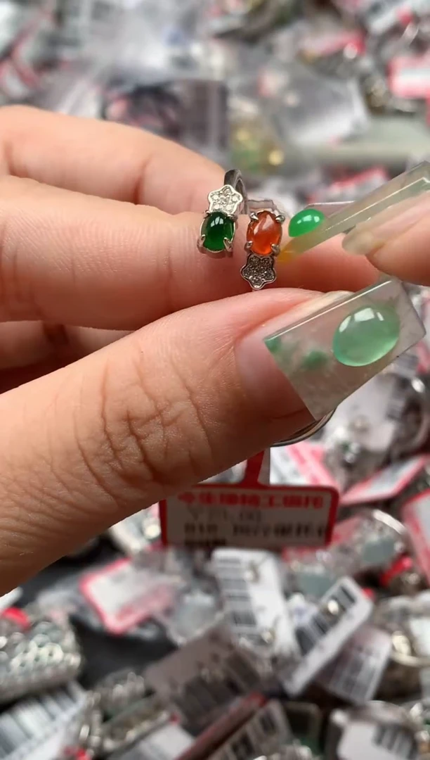 银S925镶嵌戒指翡翠天然A货缅甸翡翠
