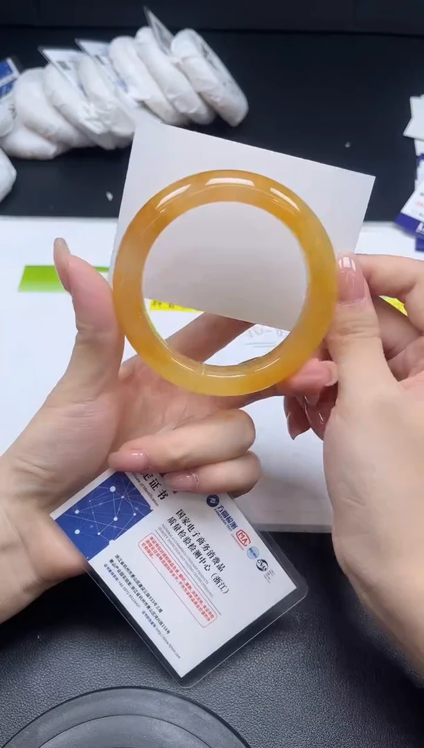 未镶嵌手镯石英质玉115-5556