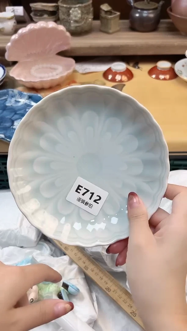 瓷片阳**露   712