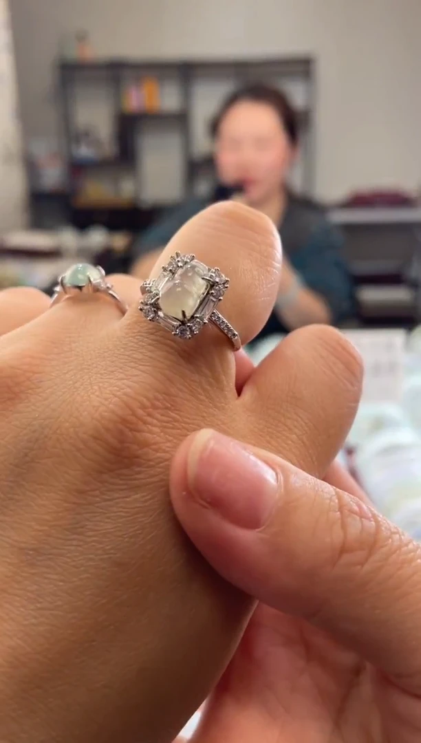 颈饰未镶嵌翡翠多样性发一