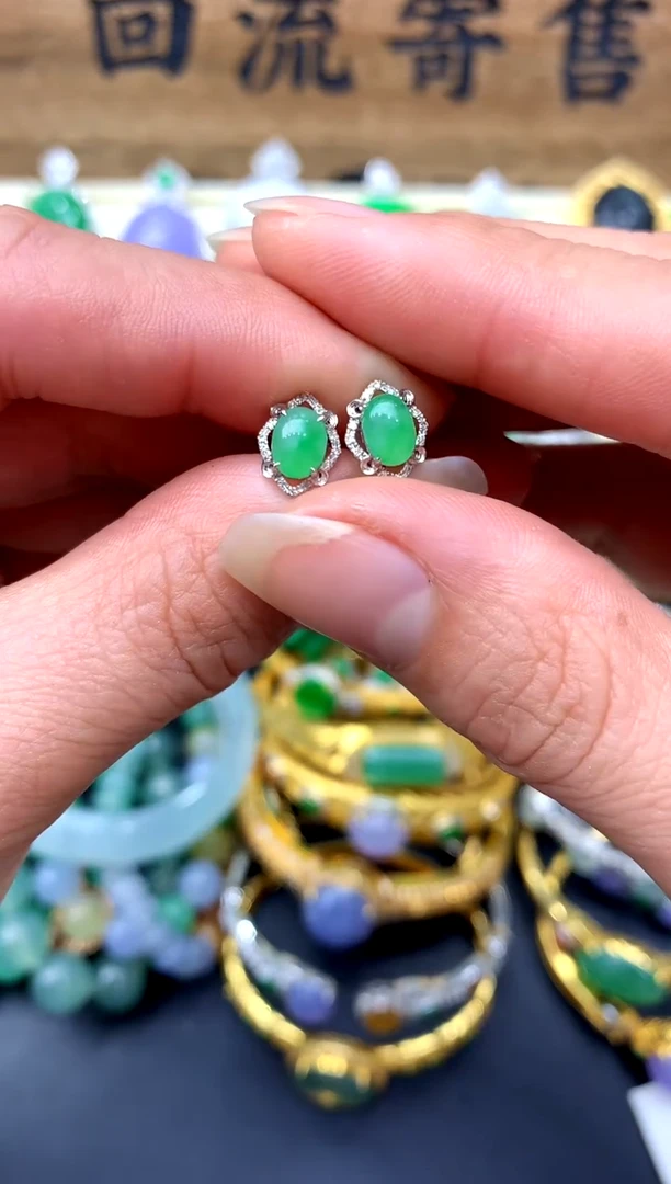 【闪购商品】翡翠耳饰18K金镶嵌157-中国好珍宝