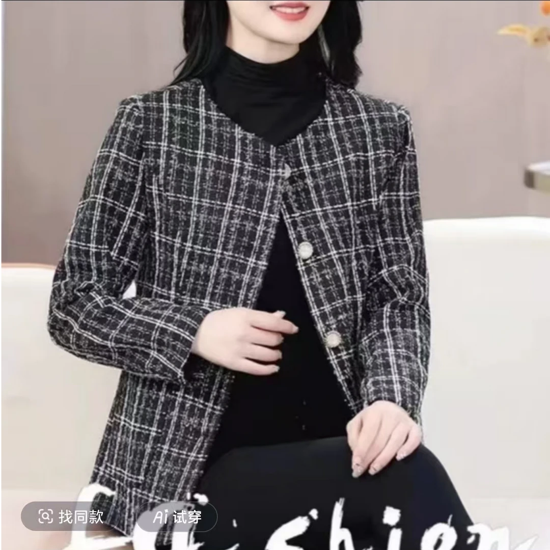 《雯雯粉丝专属》女拼接常规袖短款保暖常规短外套女士纯欲辣妹风