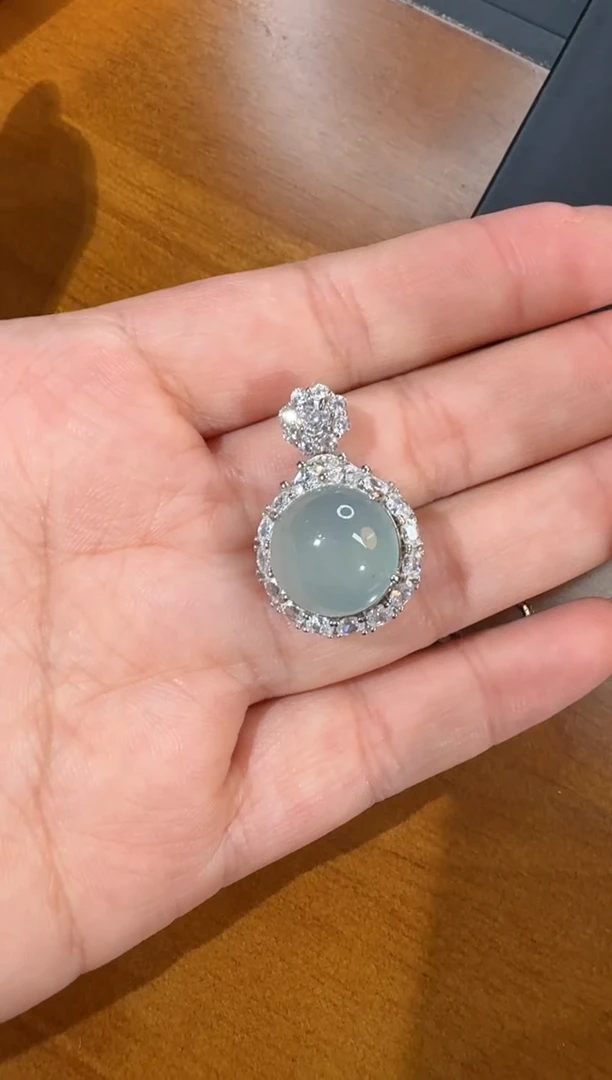【闪购商品】翡翠颈饰银S925镶嵌天然A货翡翠吊坠