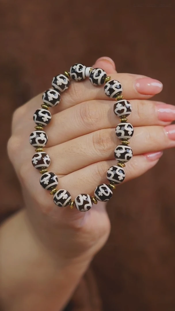 【闪购商品】玛瑙/玉髓手串未镶嵌多样性发其一