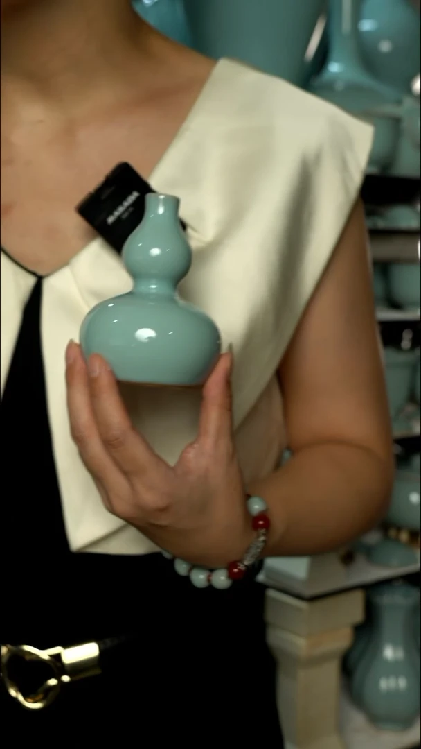 杯天青釉小葫芦摆件