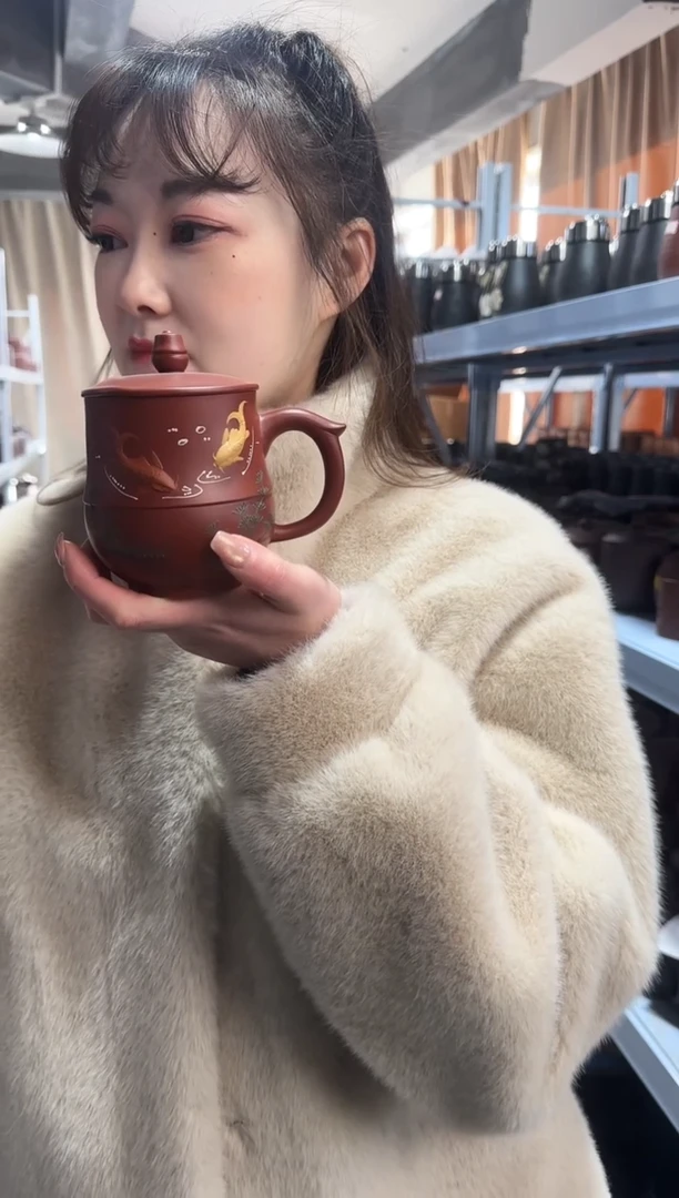 【闪购商品】紫砂盖杯紫砂盖杯朱泥堆绘鱼
