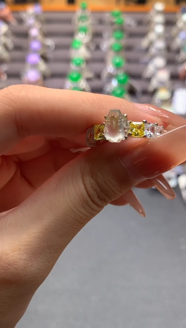 翡翠裸石未镶嵌冰蛋戒面缅甸翡翠