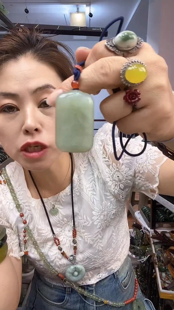 【闪购商品】岫玉吊坠未镶嵌多样性发货其中之一