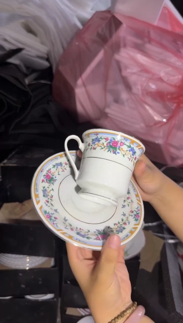 摆件一杯一碟有瑕请慎拍