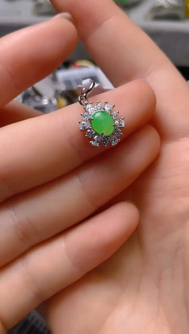 银S925镶嵌戒指翡翠百内无证书