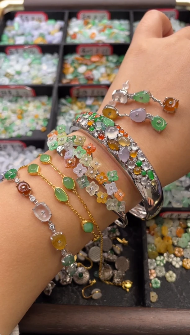 颈饰未镶嵌翡翠000000